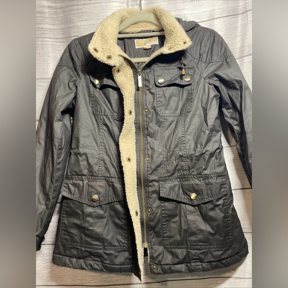 MICHAEL‎ KORS brown Bomber Style Jacket. EUC!! Petite XS